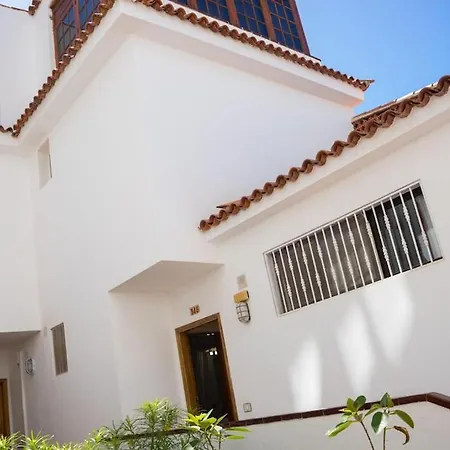 Daire Diamantes One Bed Seaview Cristianos High Speed Wifi